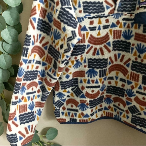 PATAGONIA Rare Protected Peaks Synchilla Pullover Size Small collectable - Picture 3 of 9